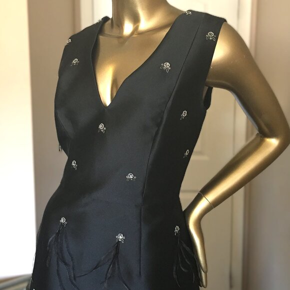 𝐒𝐭. 𝐉𝐨𝐡𝐧 Silk Blend Hand Beaded Mikado Gown - Picture 9 of 16